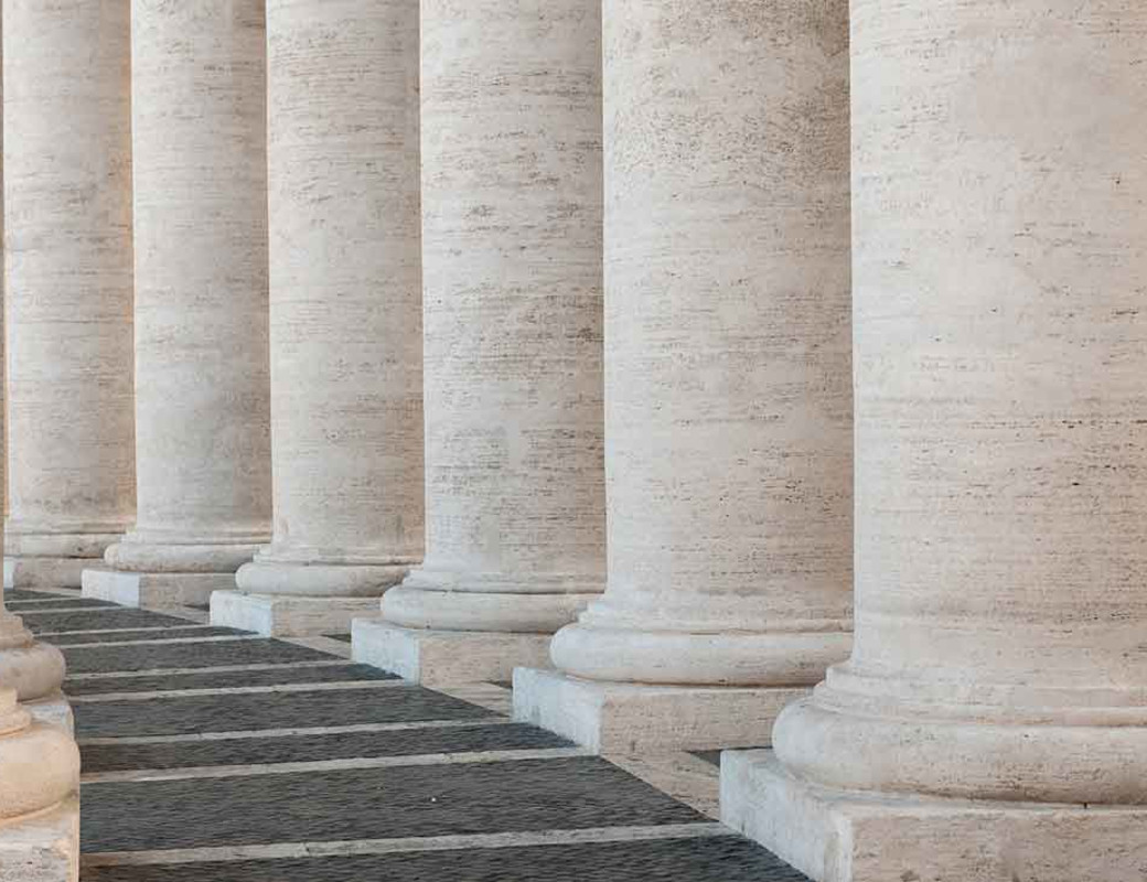 320 metres long, with 280 columns, 88 pillars and 162 statues: Piazza San Pietro opens out like an enormous hug 