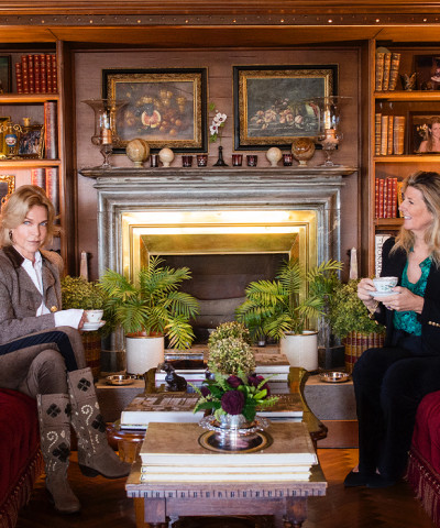 Sophie Habsburg and Violante Guerrieri Gonzaga chatting over a cup of tea in Violante’s lovely drawing room
